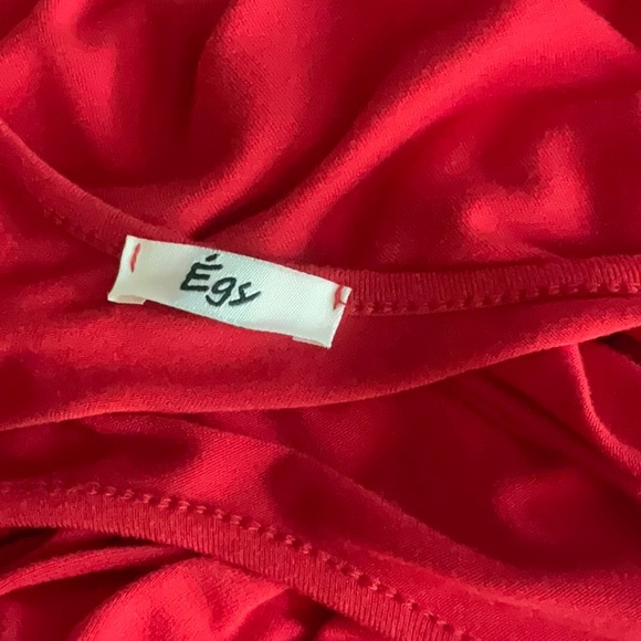 Red dress - Picture 4 of 5